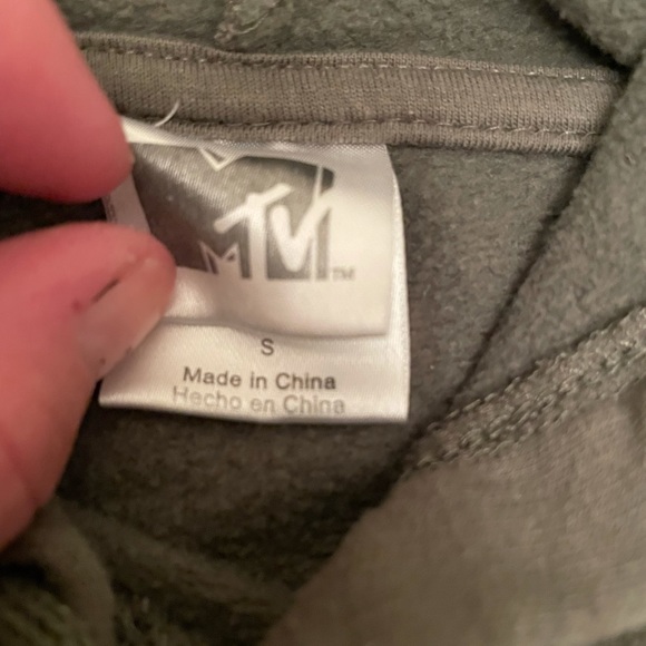 Target Green MTV Logo Crop Hoodie - Picture 5 of 5